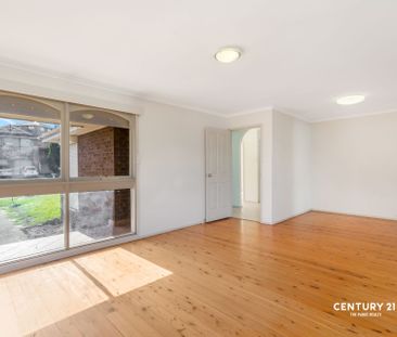 Immaculate Family Home - Photo 2