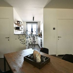 Huis te huur in Aalter voor € 1.000 met 1 slaapkamer - Photo 2