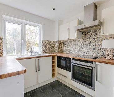 2 bedroom apartment to rent - Photo 6