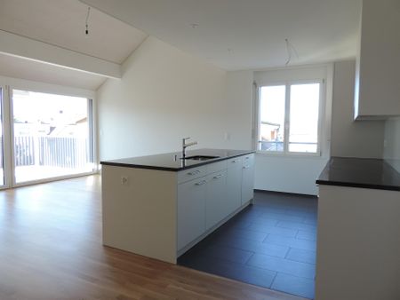 Neuwertige und grosszügige 3.5-Zimmer Dachwohnung - Foto 4
