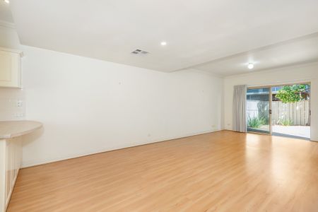 2/1 St Johns Lane, Felixstow SA 5070 - House For Rent | Domain - Photo 2