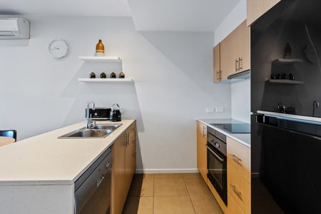 8 / 166 Bathurst Street - Photo 3