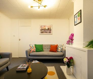 3 Bed Semi-Detached House, Melford Road, NG8 - Photo 2