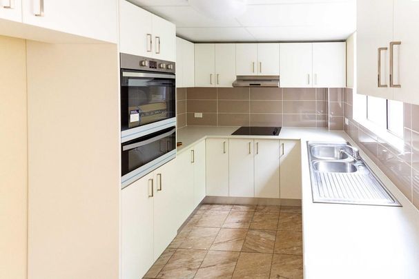 2 Bedroom Unit in the Heart of Westmead - Photo 1