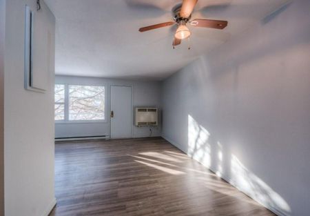 For Lease - 1200 Courtland Avenue Unit# 42, Kitchener, Ontario - Photo 4