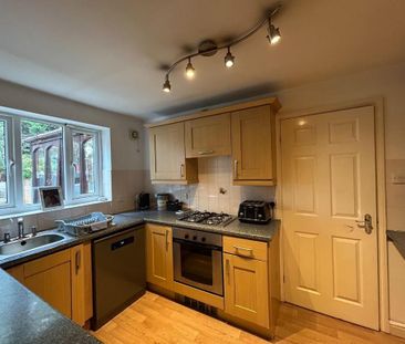 3 bedroom detached house to rent - Photo 3