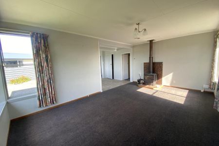 17 Kelso Place, Strathern - Photo 4