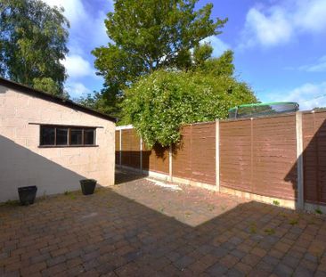 3 bedroom terraced house to rent - Photo 2