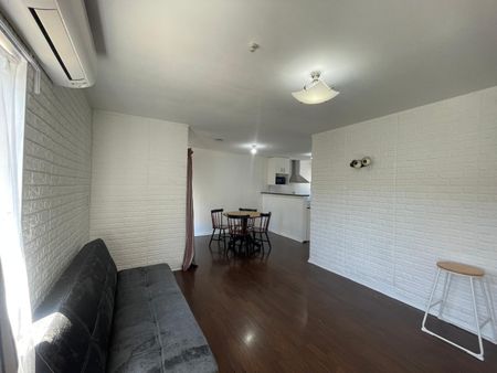PAPAKURA, 2 BEDROOMS - Photo 5