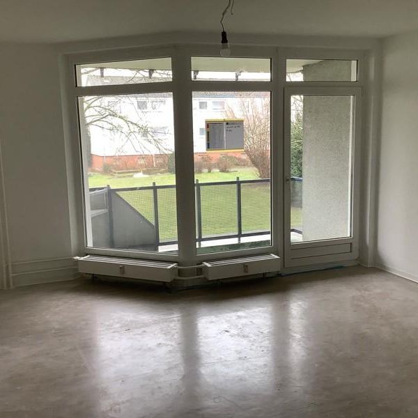 Schöner wohnen: 2- Zimmerwohnung in Hannover-Sahlkamp modernisiert - Photo 1