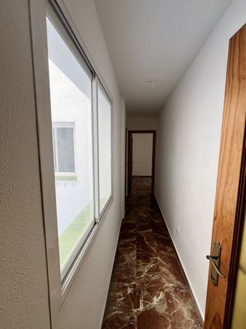 Middle Floor Apartment in San Pedro de Alcántara - Photo 4
