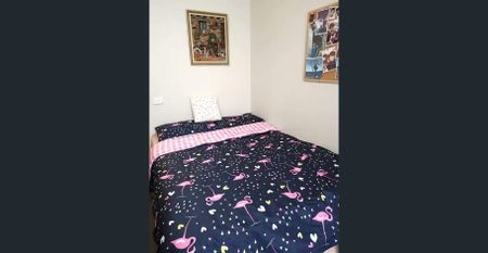 Modern Design Apartment with Garden, Best Location in Box Hill(gas included) - Photo 3