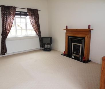 2 bedroom cottage to rent - Photo 1