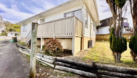 Neat and tidy home - Photo 5