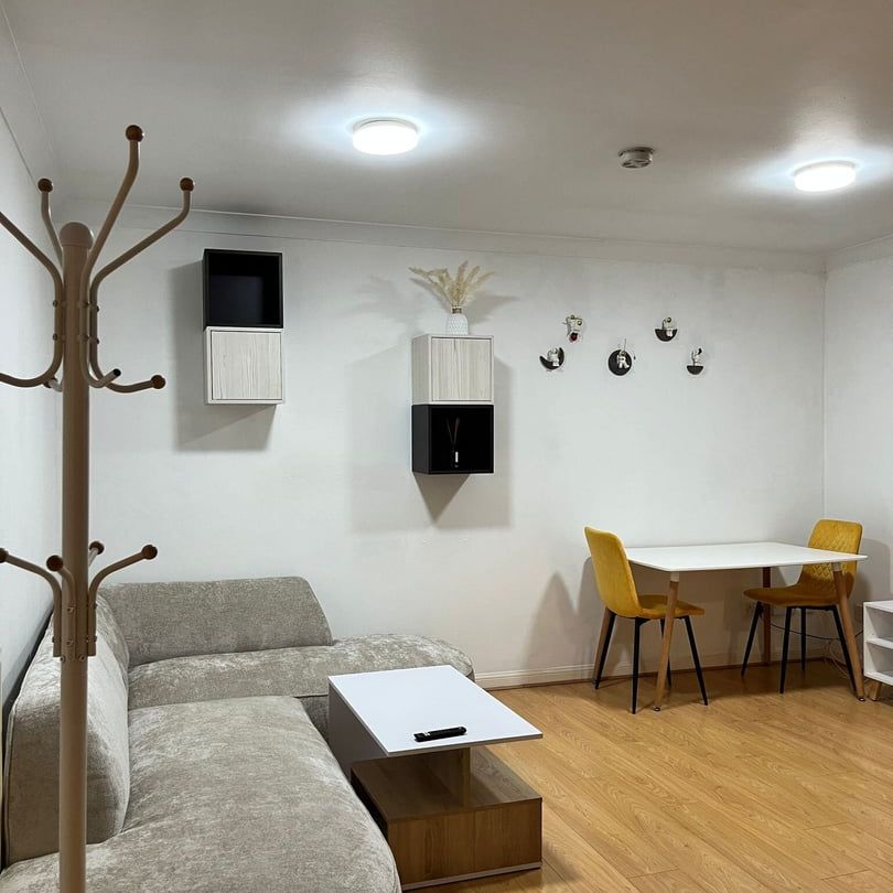 7 Wesley Avenue - Photo 1