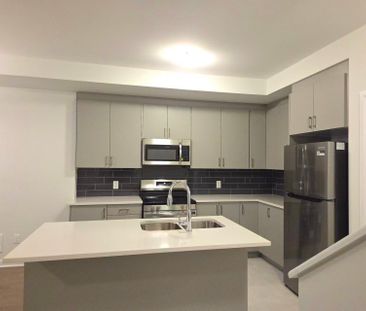 For Lease - 948 Eileen Vollick Crescent, Kanata, Ontario - Photo 6