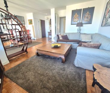 Location Appartement 3 pièces 109m² MARSEILLE 9ème - Photo 2