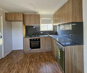 Two Bedroom Granny Flat For Rent - Photo 2