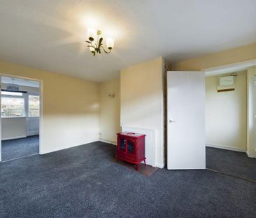 2 bedroom terraced house to rent - Photo 2