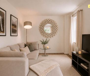 3 bedroom detached house to rent - Photo 2