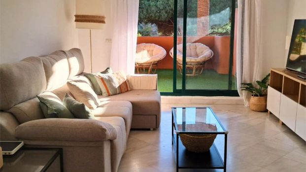 Piso de alquiler en Avenida de Los Alisos, 16, Cabopino - Artola - Foto 1