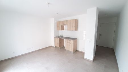 location Appartement T0 DE 24.3m² À NICE - Photo 5
