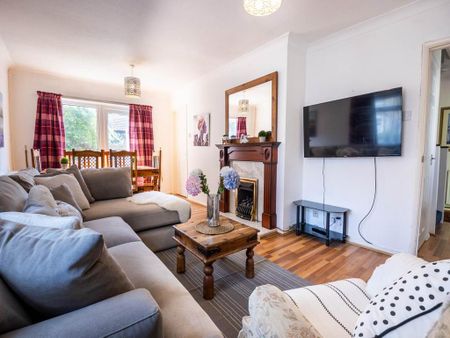 1 bedroom in a house share to rent - Photo 3