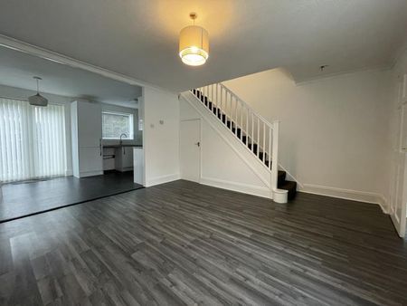 Netherfields Crescent, Middlesbrough - Photo 2