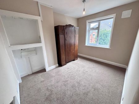 3 bedroom terraced house to rent - Photo 4