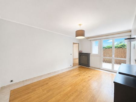 Location Appartement 2 pièces 42m² - Photo 2