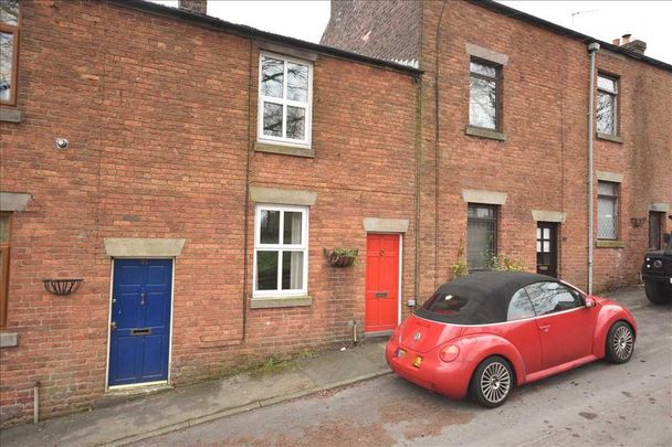 2 bedroom cottage to rent - Photo 1