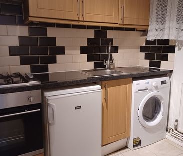 Room in a Shared Flat, Keith House, NW6 - Photo 4