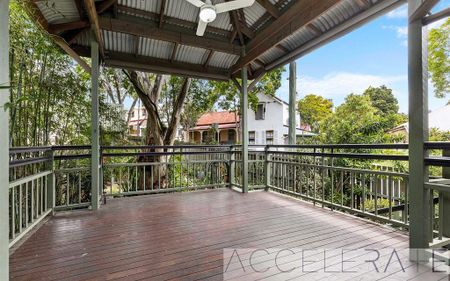 50 Rogers Street, SPRING HILL QLD 4000 - Photo 3