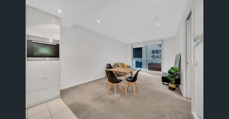 City Living at its best! - Photo 3