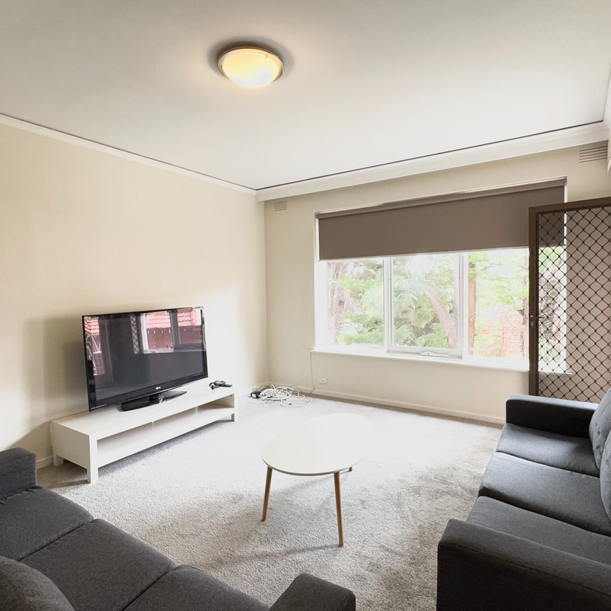 5 Saint Georges Road, Elsternwick, VIC - Photo 1