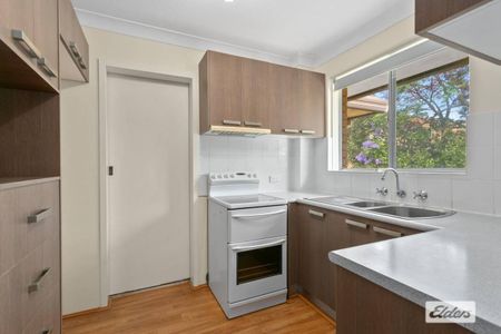 Neat and Tidy 2 Bedroom Unit - Photo 3