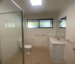 1/3 Doggett Dr, Miami QLD 4220 - Photo 6