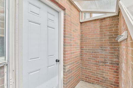 For Lease - 368 Hollyberry Trail, Toronto, Ontario - Photo 3