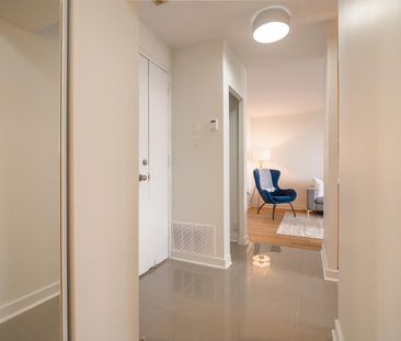 25 Woodridge Crescent, Bayshore - Belltown, Ottawa, ON - Photo 6