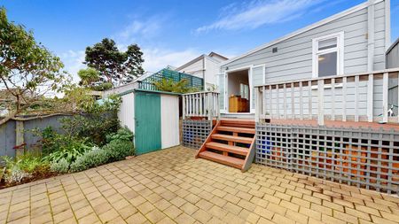 9 Herald Terrace, Berhampore - Photo 4