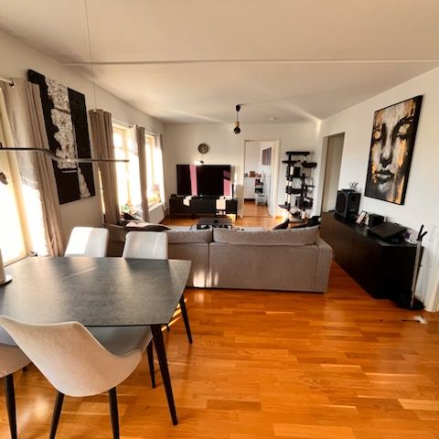 Timvinkelvägen, Haninge - Photo 1