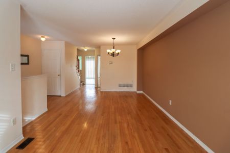 For Lease - 4950 Albina Way Unit# 175, Mississauga, Ontario - Photo 4