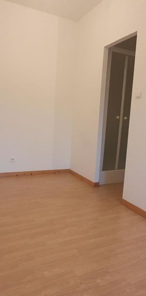 Location Appartement 1 pièce 18m² FLERS EN ESCREBIEUX 59128 - Photo 1