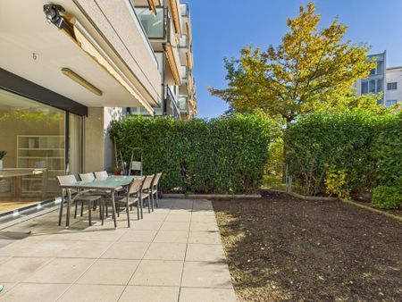 Meublé, moderne et lumineux 5 pièces avec jardin à Châtelaine - Photo 3