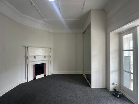 U/70 Mount Street, Coogee NSW 2034 - Apartment For Rent | Domain - Photo 2