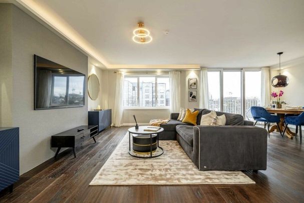 St. Mary Abbots Terrace, West Kensington, W14 - Photo 1