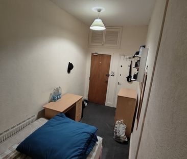 Room in a Shared Flat, Bristol Road, B29 - Photo 4