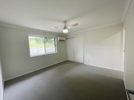 3-Bedroom Family Home in Prime Location! - Photo 4