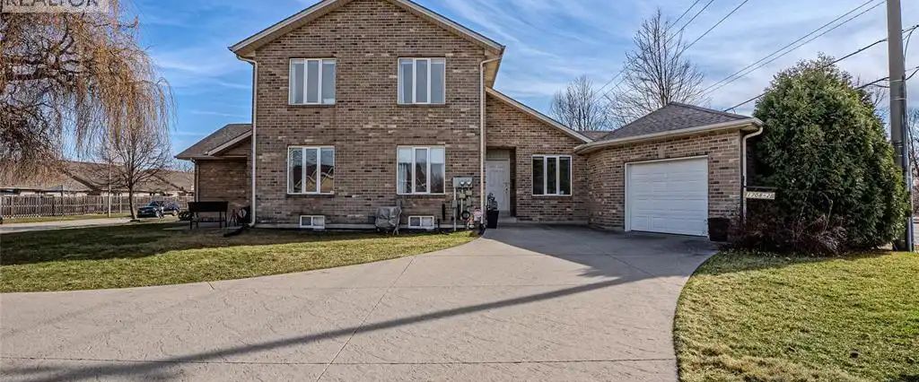 1708 BANWELL — 2 Bedroom - Photo 1