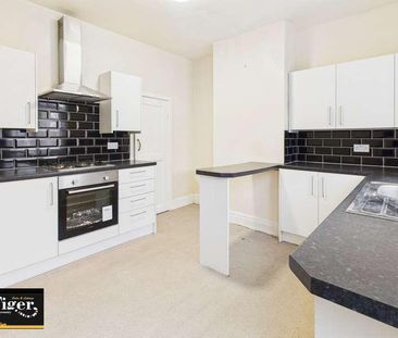 Garrick Grove, Blackpool, FY3 - Photo 6